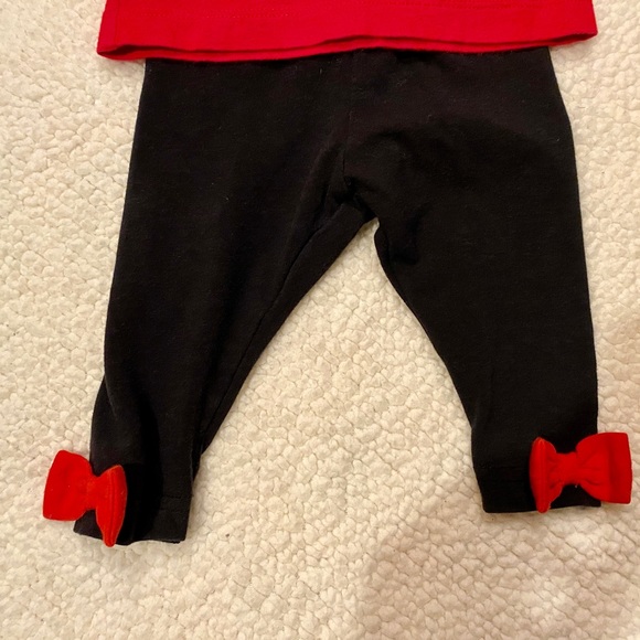 🎄Holiday Carter’s 6-month Kitty Outfit + Bow Pants 🐱 - Picture 2 of 5